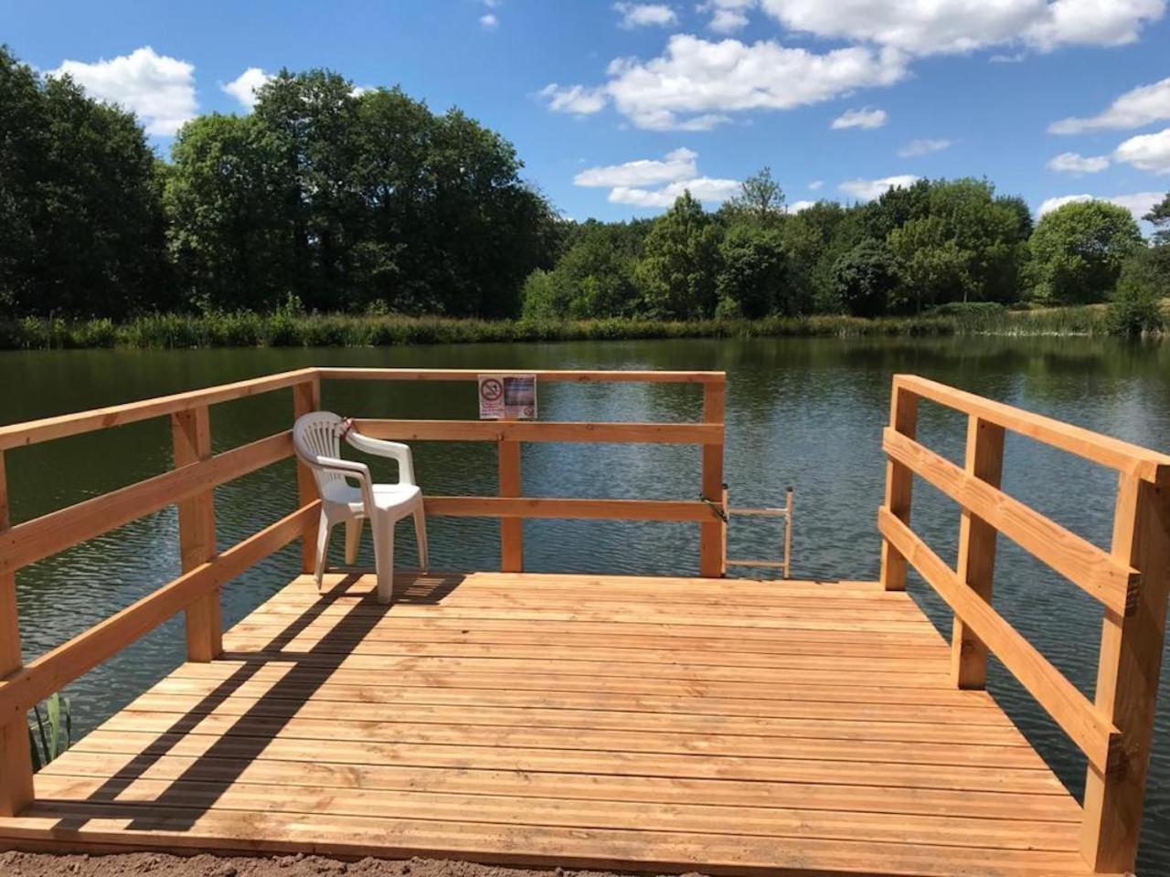 Morvan La Pastourelle Quarré-les-Tombes 外观 照片